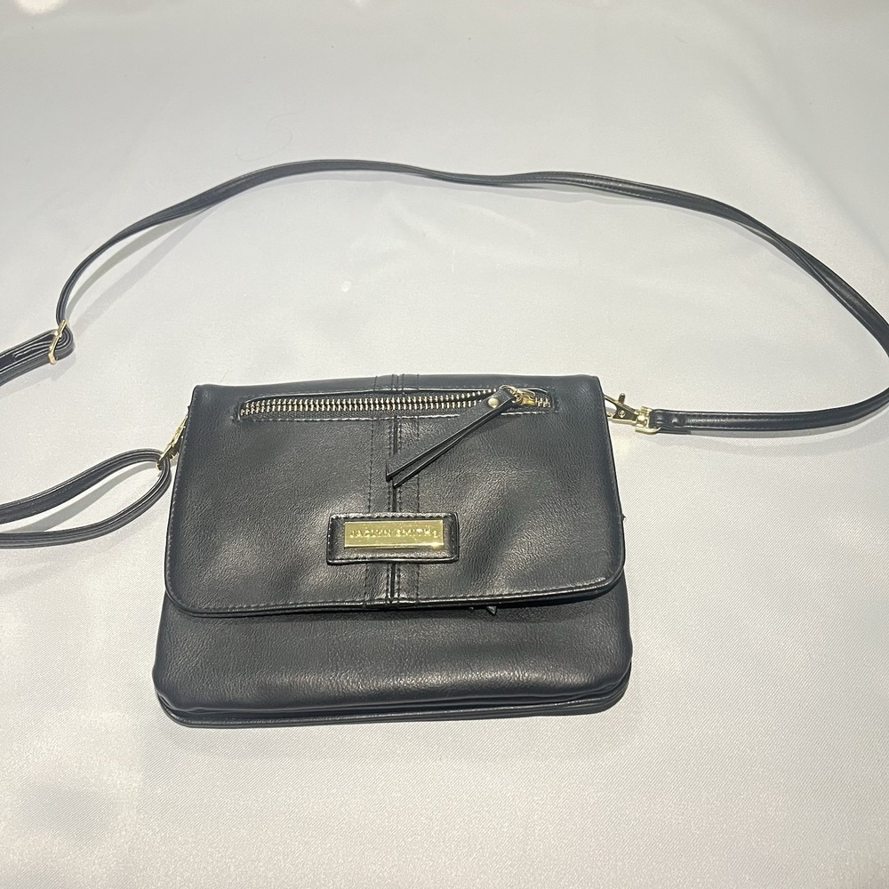 Jaclyn Smith Black Shoulder Bag Gold Hardware Zipper Accents Women's Solid